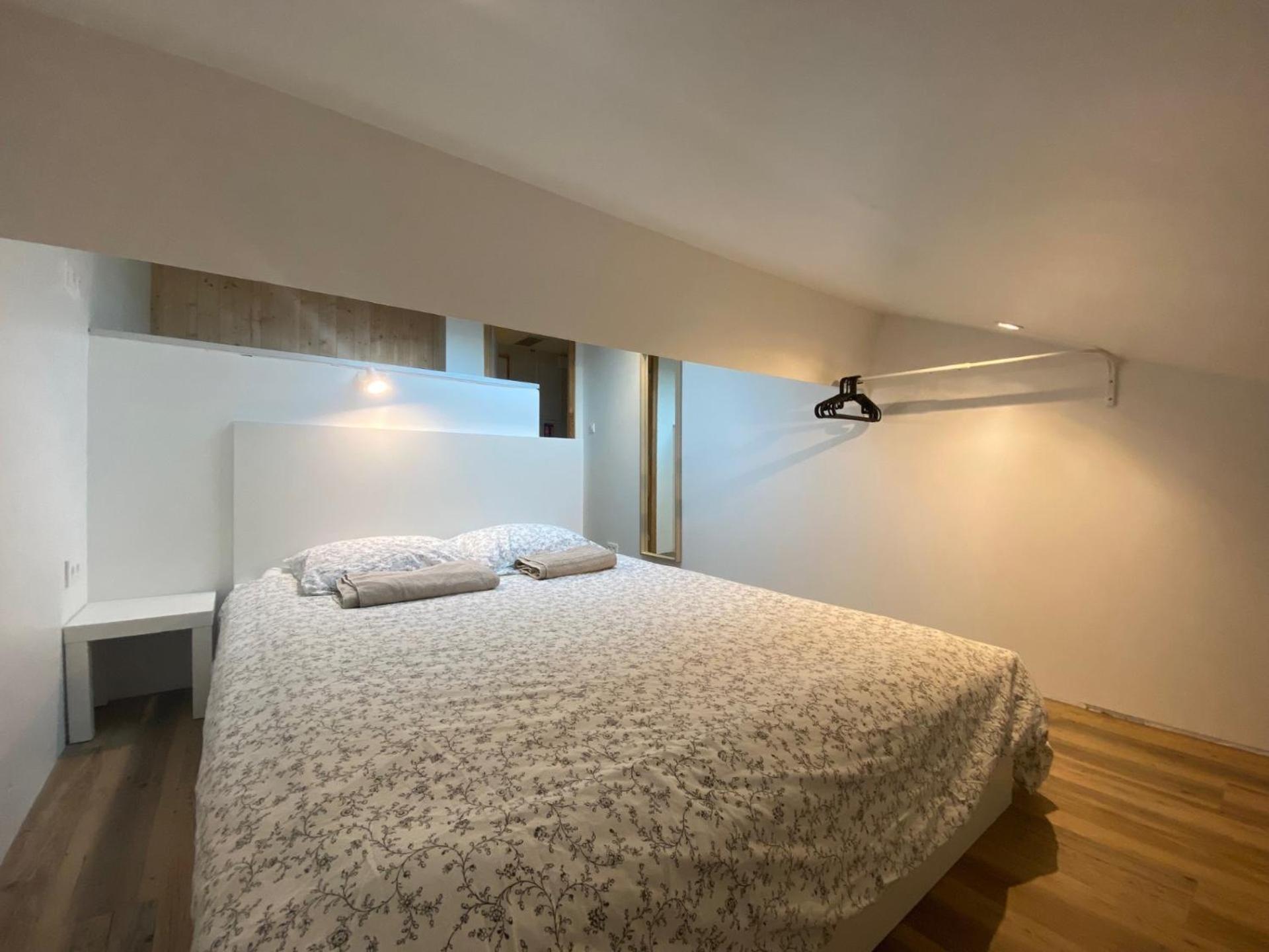 Bohobos Hostel Antibes Exterior photo